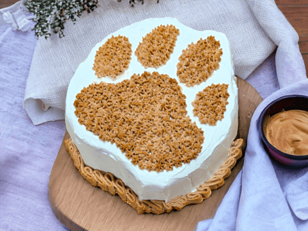 Paw-some cake